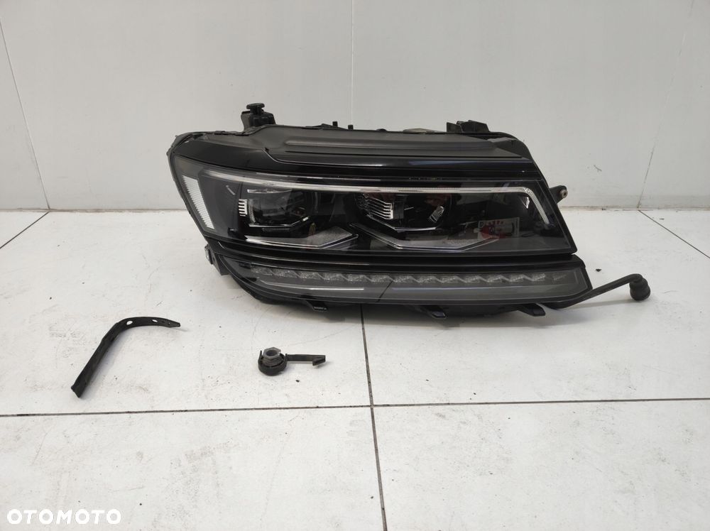 lampa reflektor full led prawy przód eu vw tiguan ii 2 5na r-line - 1