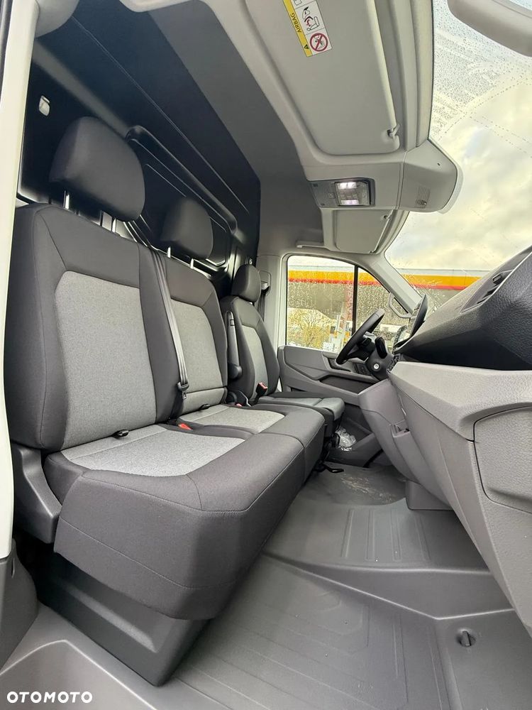 Volkswagen Crafter - 12