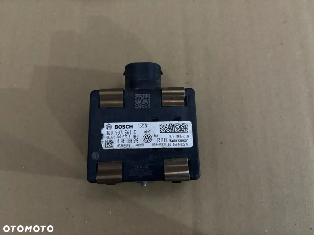 Skoda Superb III 3v0 radar sensor moduł aststent - 1