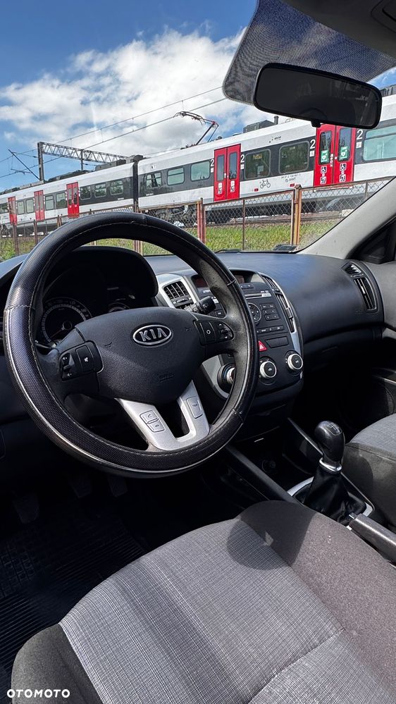 Kia Ceed 1.6 Comfort - 8