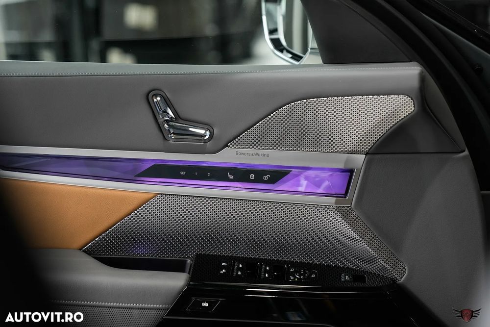 BMW Seria 7 740d xDrive MHEV - 18