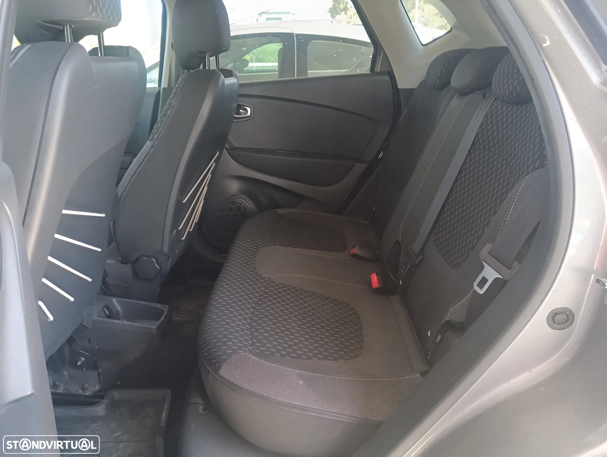 Renault Captur 1.5 dCi Red Edition - 15