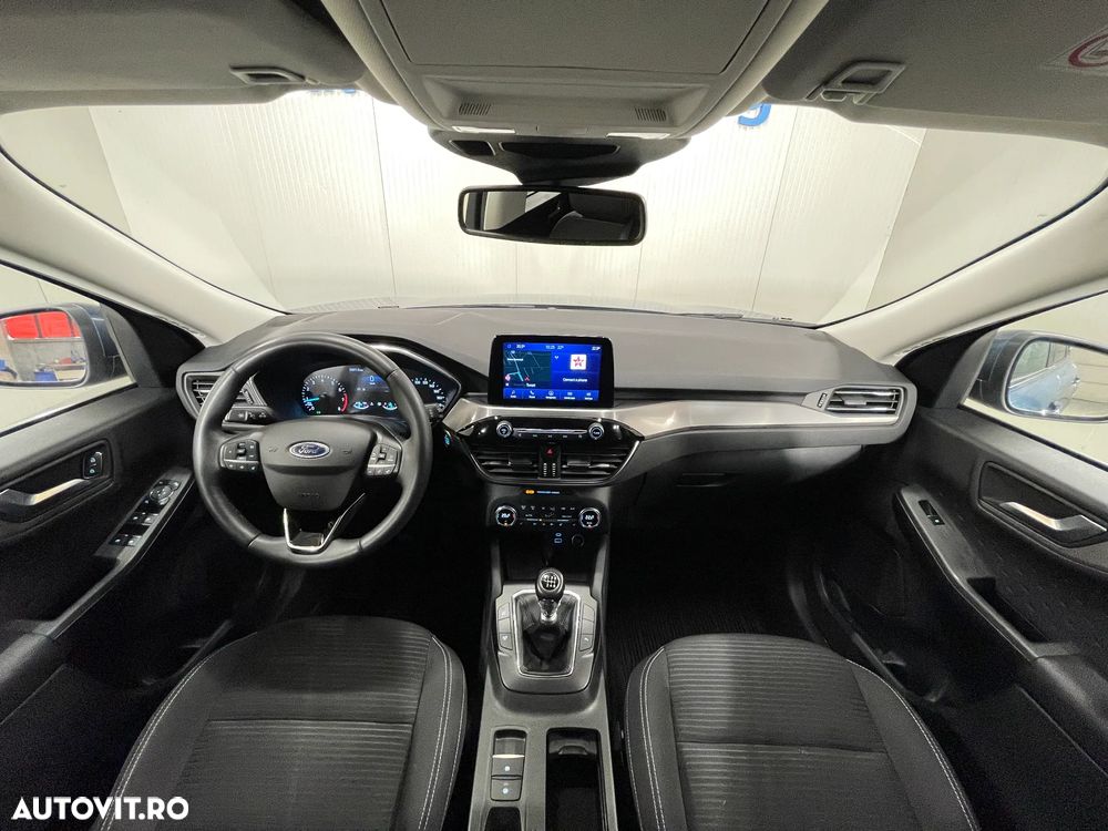 Ford Kuga 1.5 EcoBoost FWD Titanium - 8