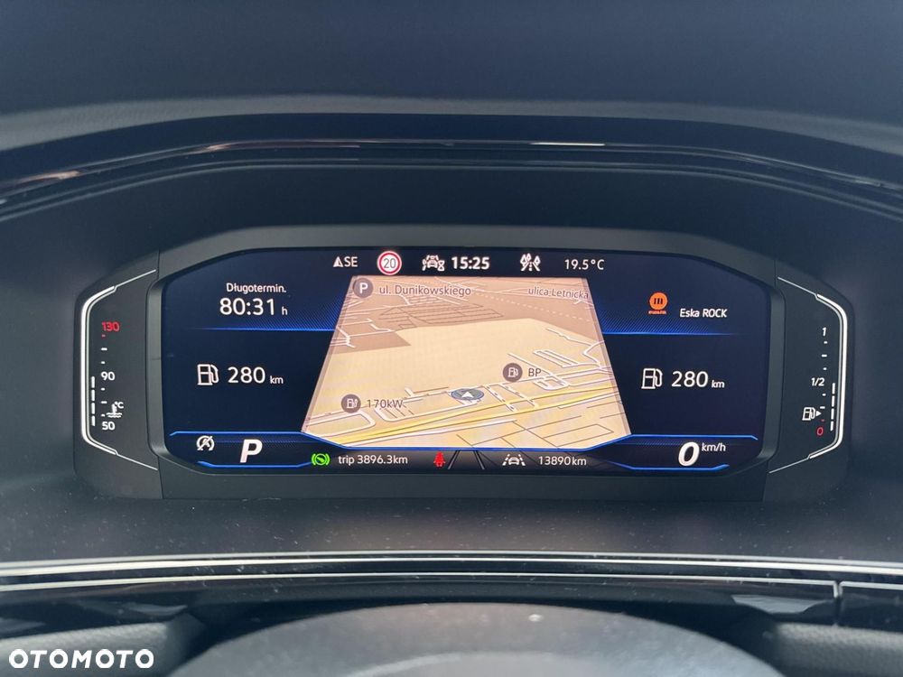 Volkswagen T-Roc - 14