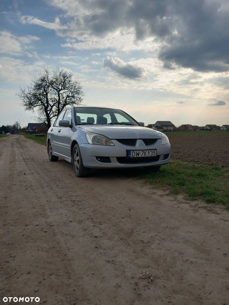 Mitsubishi Lancer 1.6 Comfort - 2