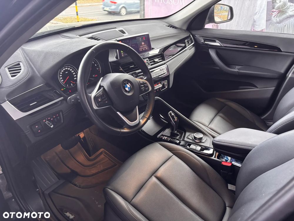 BMW X1 sDrive18i xLine - 14