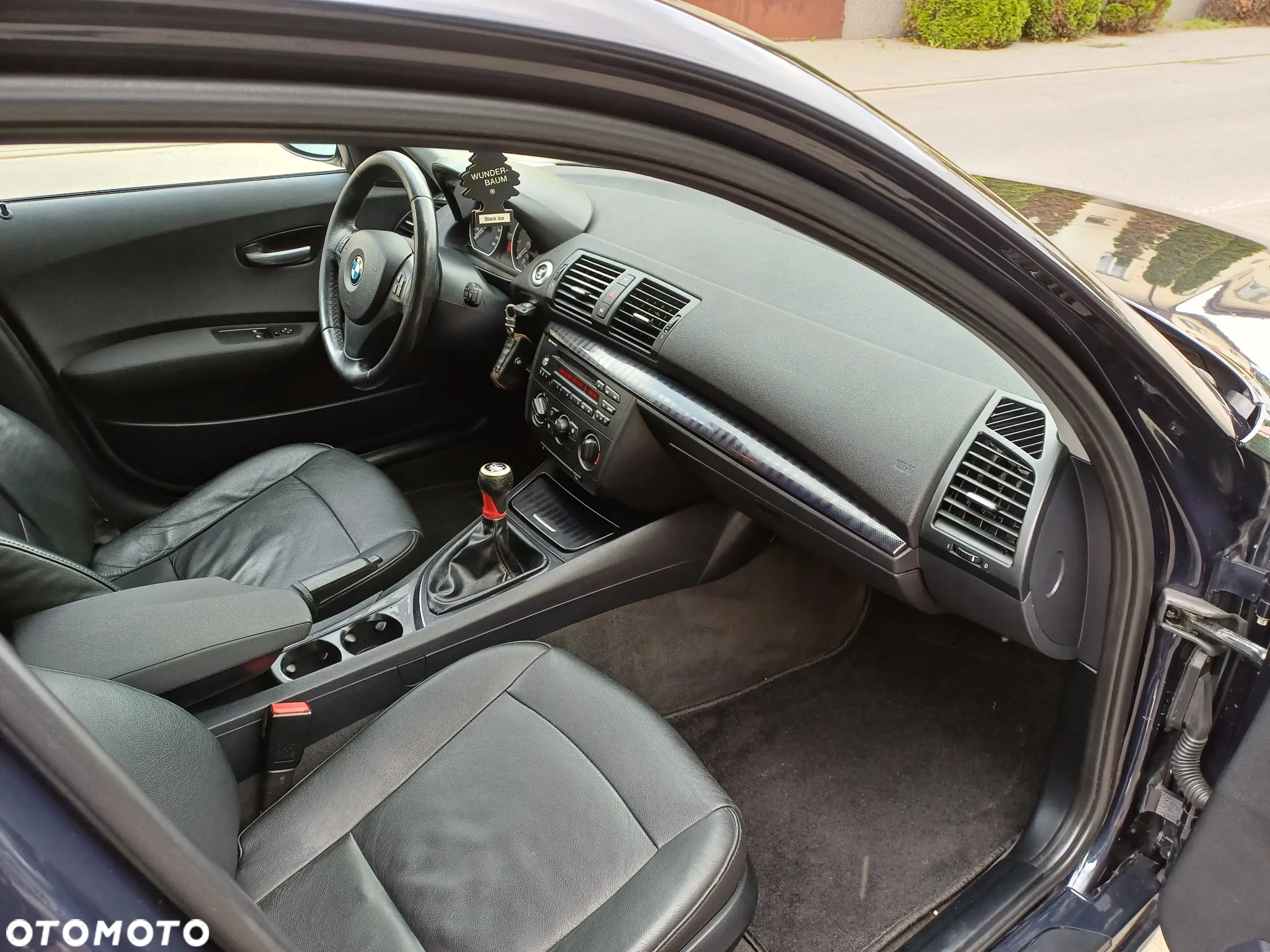 BMW Seria 1 116i - 15