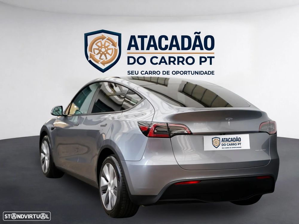 Tesla Model Y Long Range Dual Motor AWD - 14