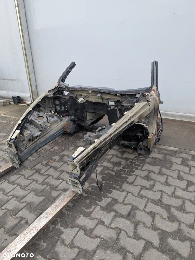 Ćwiartka, podłużnicą przód Maserati quattroporte 2004/2013r - 4