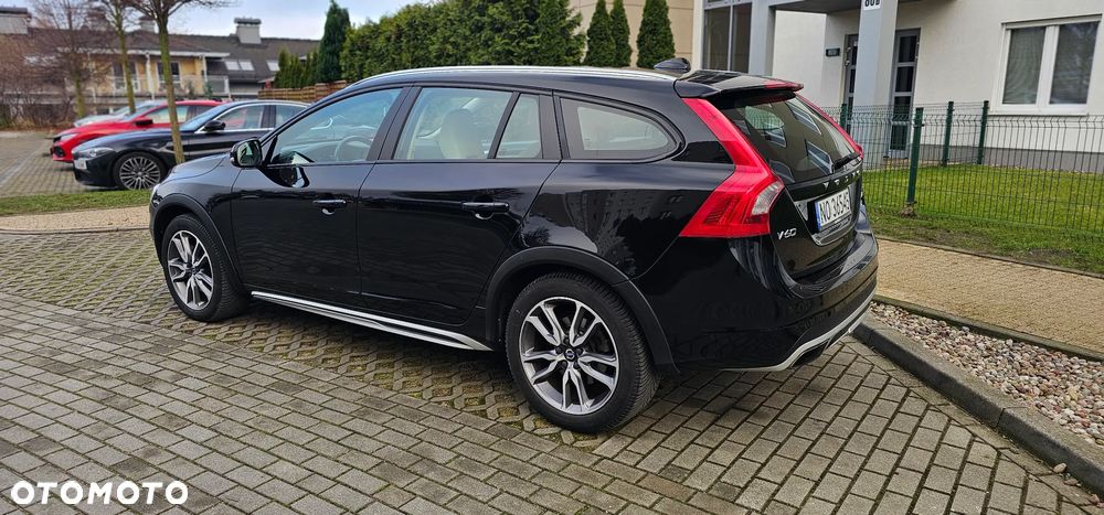 Volvo V60 T5 Drive-E Dynamic Edition (Momentum) - 5