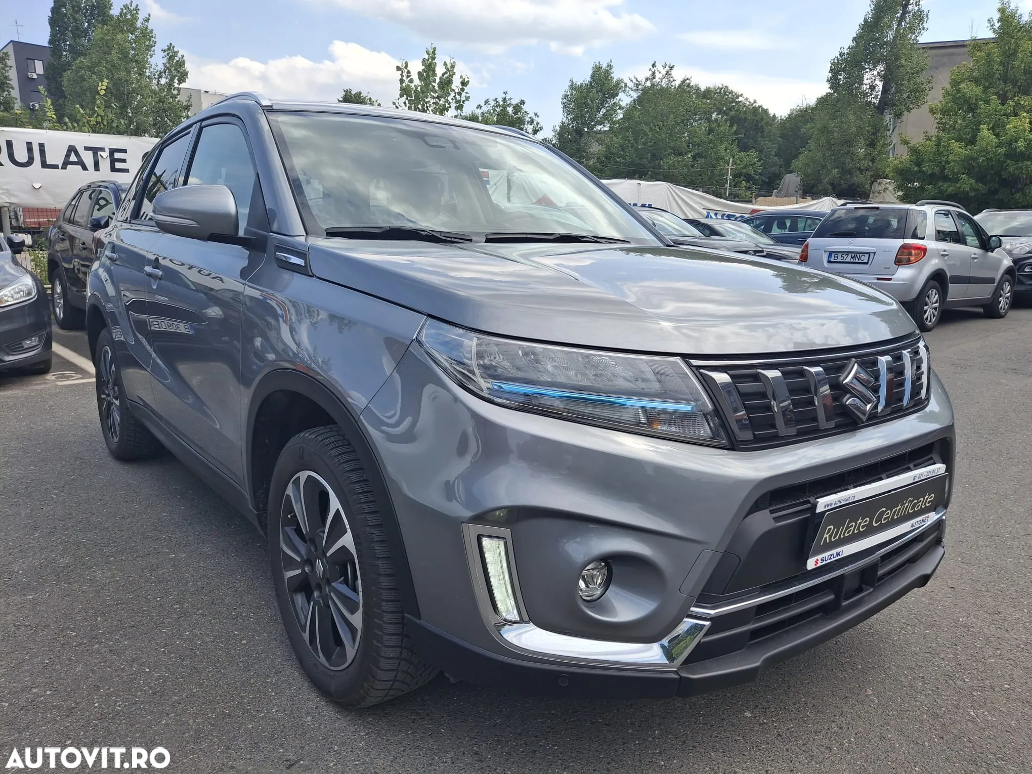 Suzuki Vitara 1.5 HEV Luxus - 2