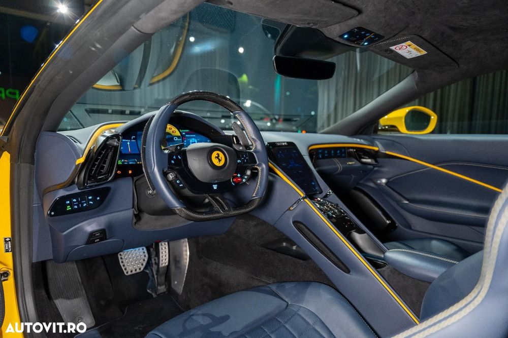 Ferrari Roma - 22