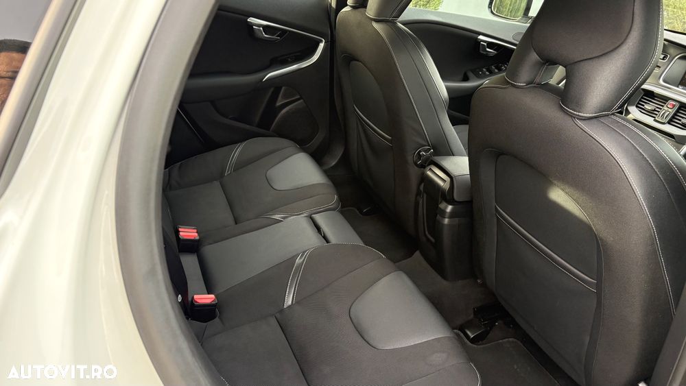 Volvo V40 D3 Geartronic - 7