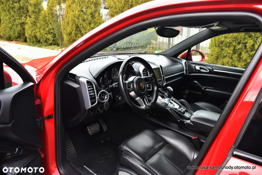 Porsche Cayenne S Diesel Platinum Edition - 22