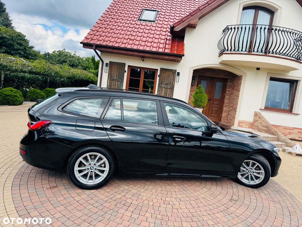BMW Seria 3 320d Sport Line Shadow - 30