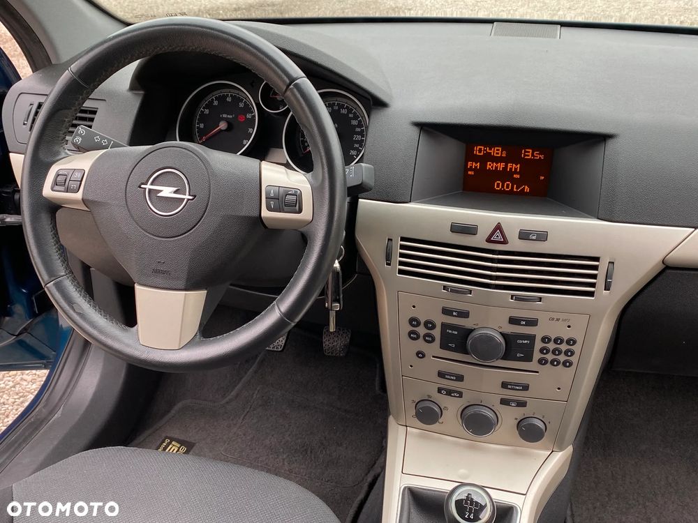 Opel Astra - 24