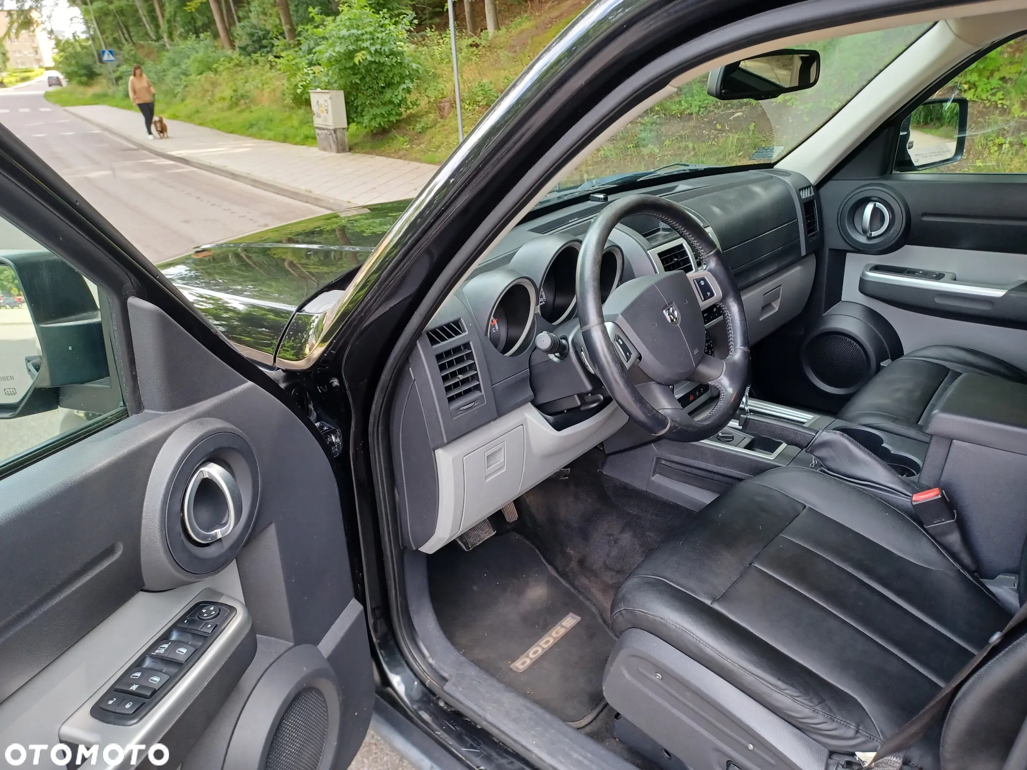 Dodge Nitro 2.8 CRD RT - 8