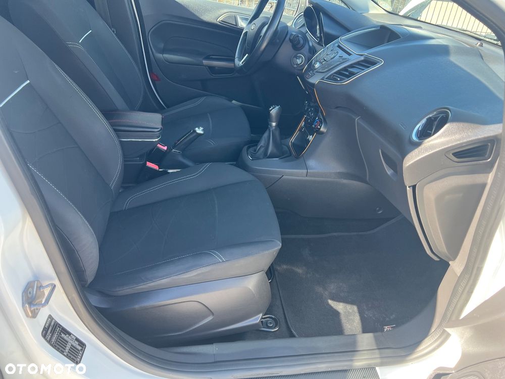 Ford Fiesta 1.0 EcoBoost STart-Stop Trend - 27