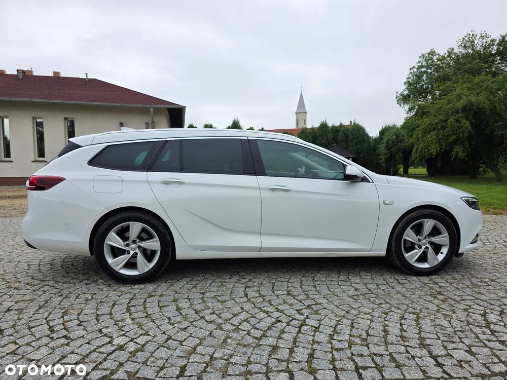 Opel Insignia 2.0 BiTurbo D 4x4 Automatik Exclusive - 9