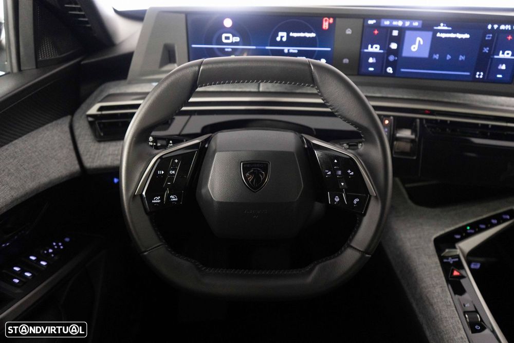 Peugeot 5008 1.2 Hybrid Allure e-DCS6 - 23