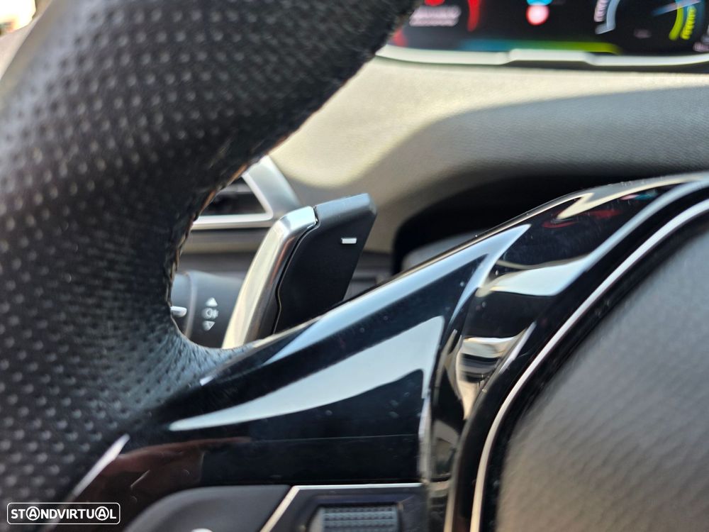 Peugeot 3008 1.6 Hybrid GT e-EAT8 - 17