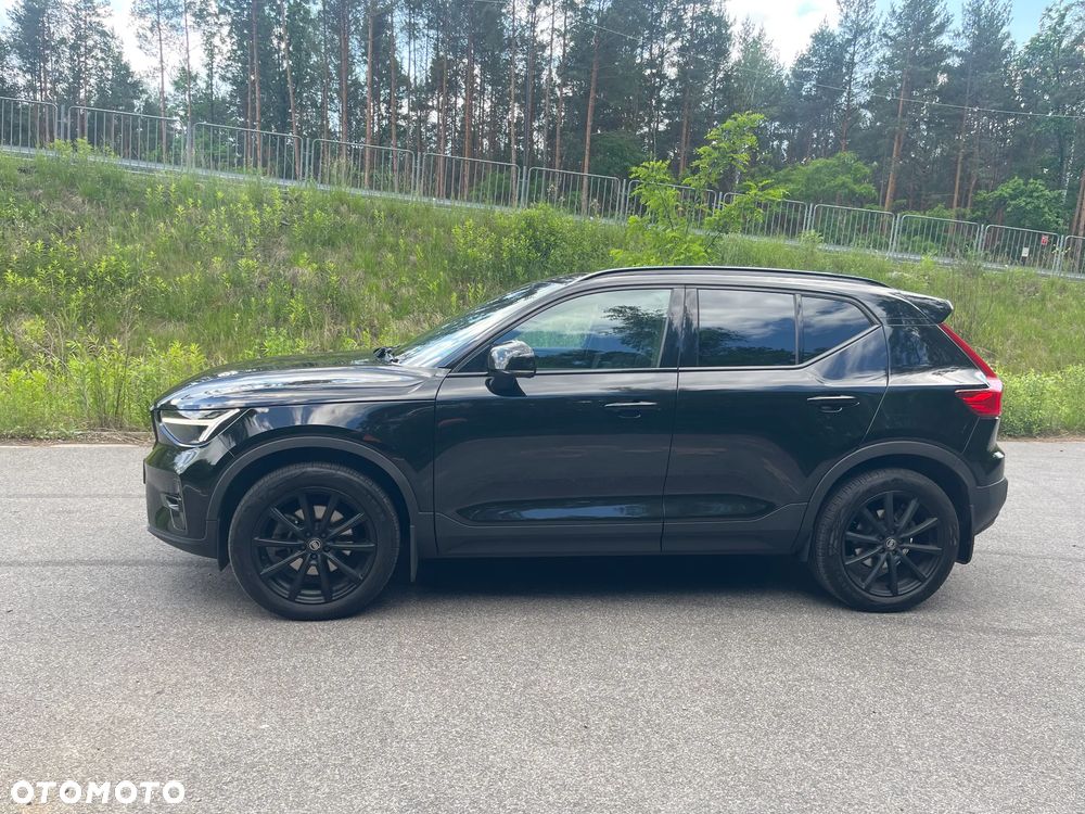 Volvo XC 40 B5 AWD Ultimate Dark - 2