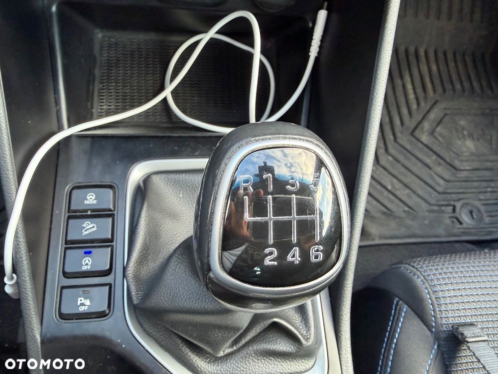 Hyundai Tucson 1.6 GDI BlueDrive Comfort 2WD - 23