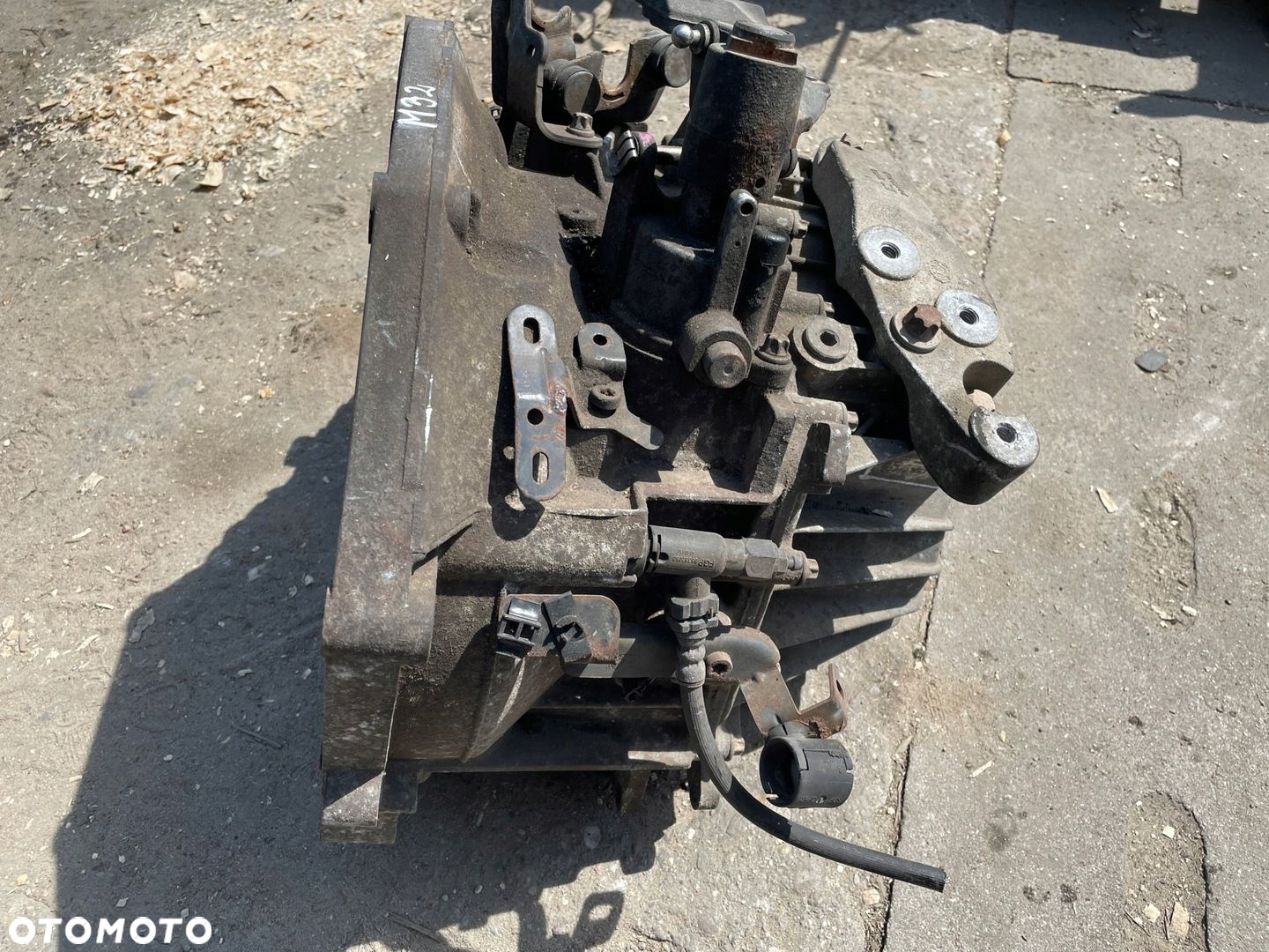 opel astra h 1.9 cdti skrzynia biegów manualna kod - M32 - 2