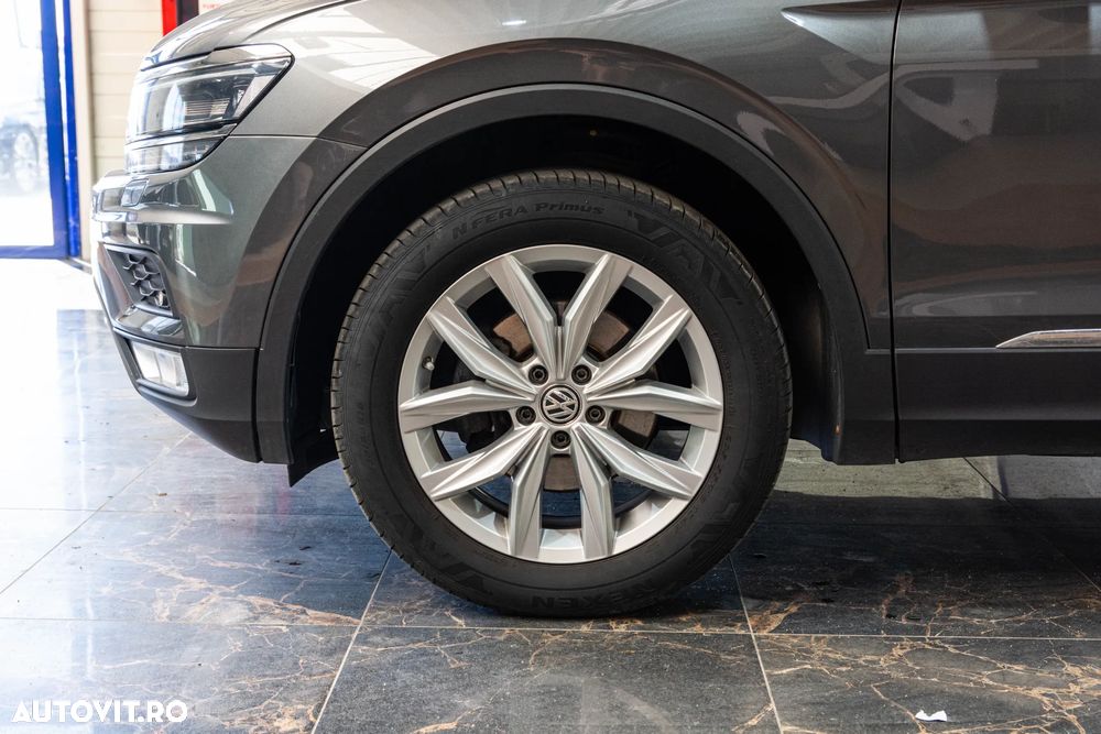 Volkswagen Tiguan 2.0 TDI 4Motion DSG BMT Sport & Style - 9