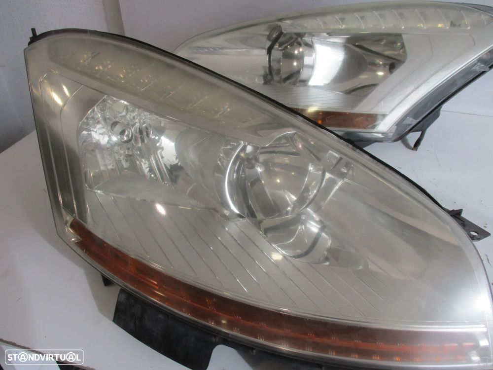 Farol óptica Citroen C4 grand Picasso 2008 - 2