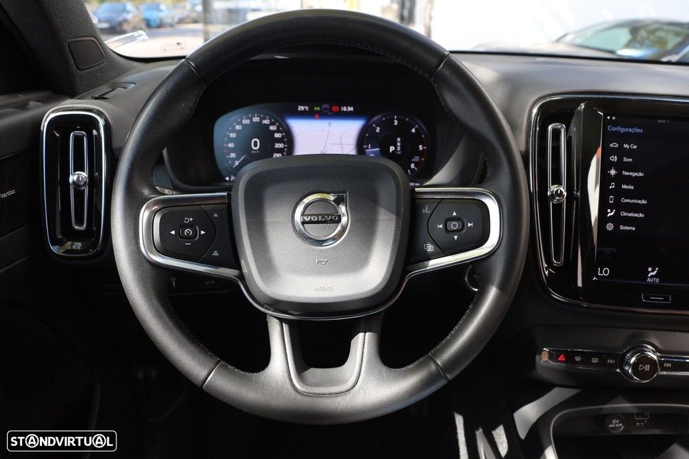 Volvo XC 40 2.0 D3 Inscription Geartronic - 26