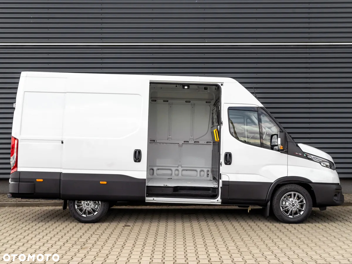 Iveco Daily 35S18HA8V 3.0 12m3 - 4