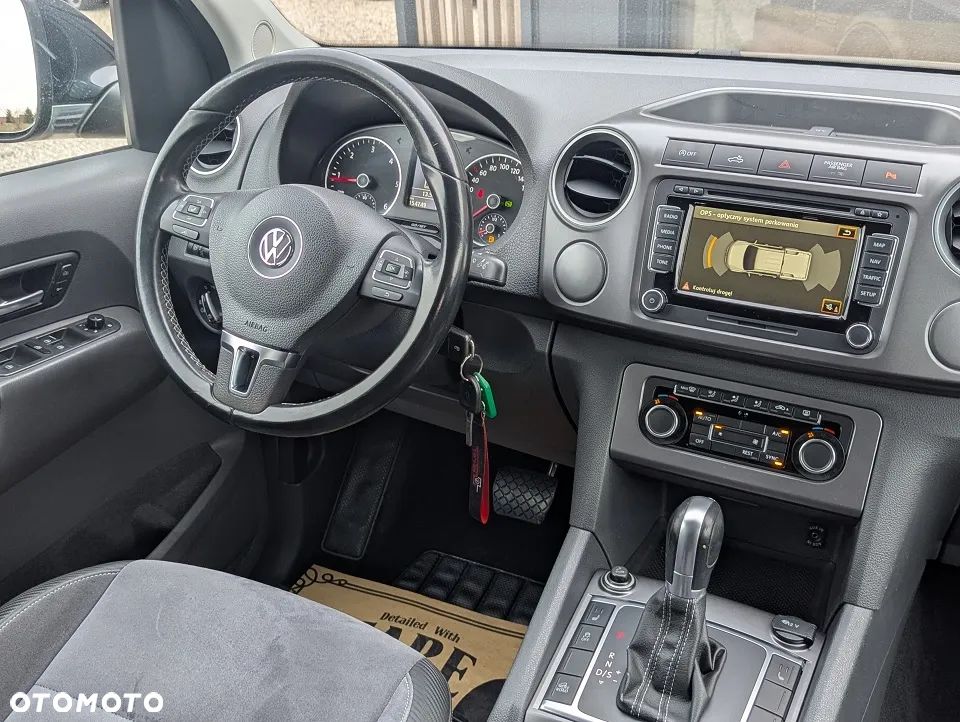 Volkswagen Amarok 2.0 BiTDI Autm Highline - 20