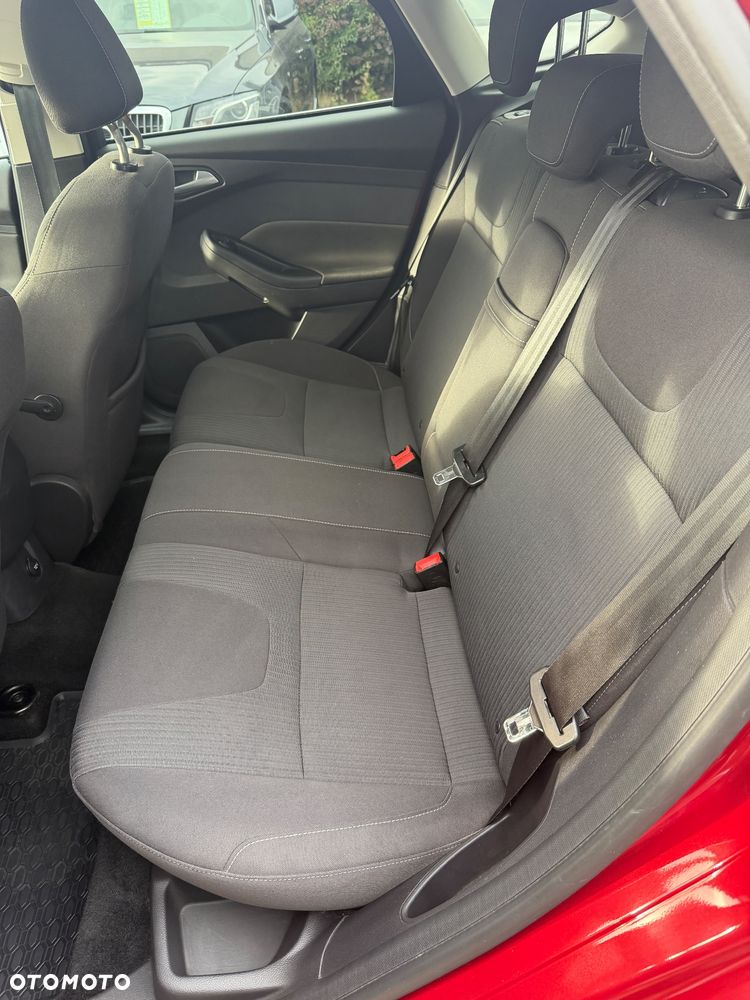 Ford Focus 1.6 TDCi DPF Titanium - 23