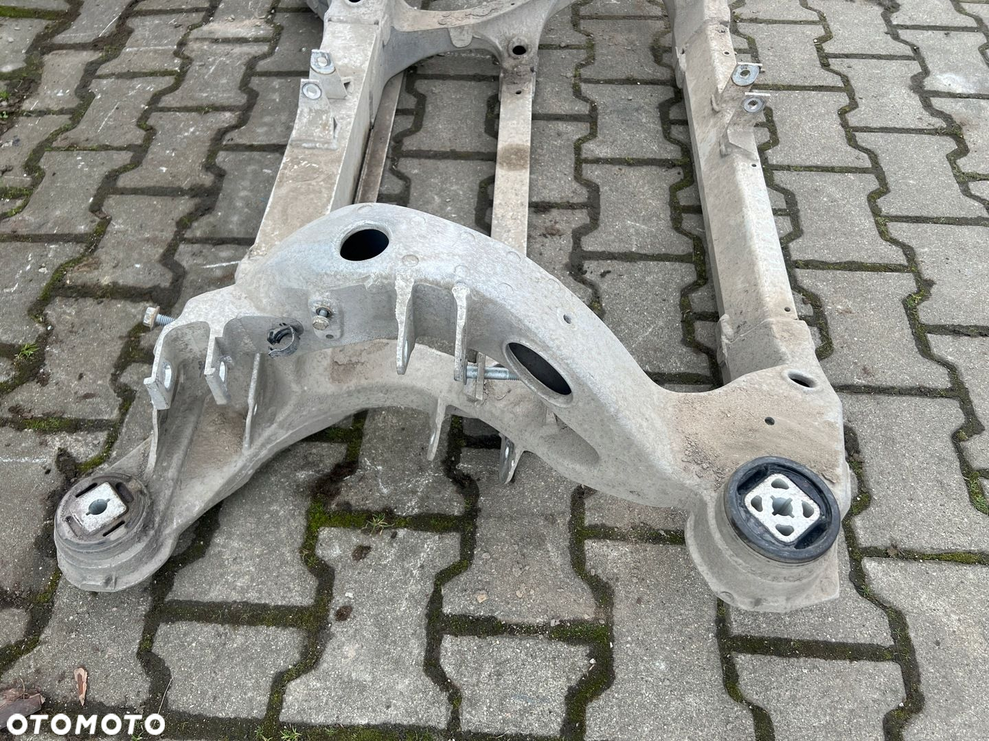TESLA S 4X4 SANKI WÓZEK ZAWIESZENIA TYLNEGO TYŁ - 3