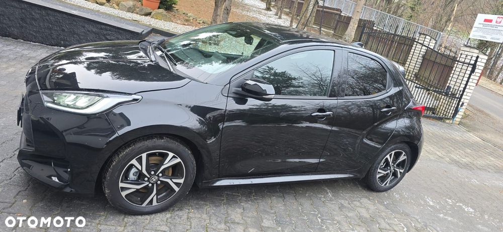Toyota Yaris 1.5 Premium CVT - 30