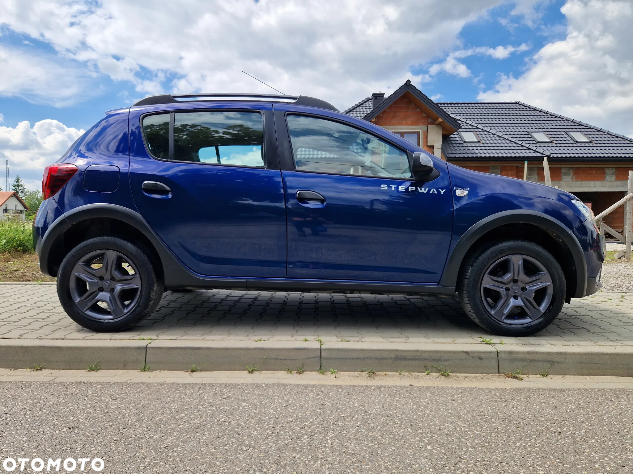 Dacia Sandero 0.9 TCe Laureate S&S - 10