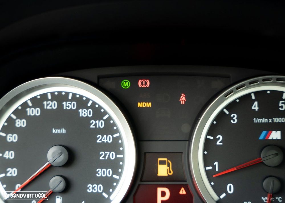BMW M3 Auto - 36
