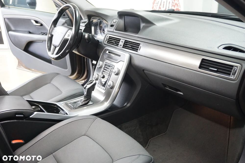 Volvo XC 70 D4 Geartronic Kinetic - 21