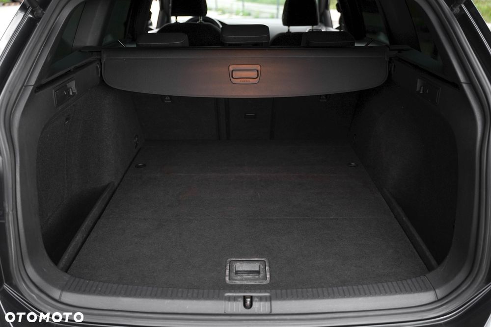 Volkswagen Golf - 21