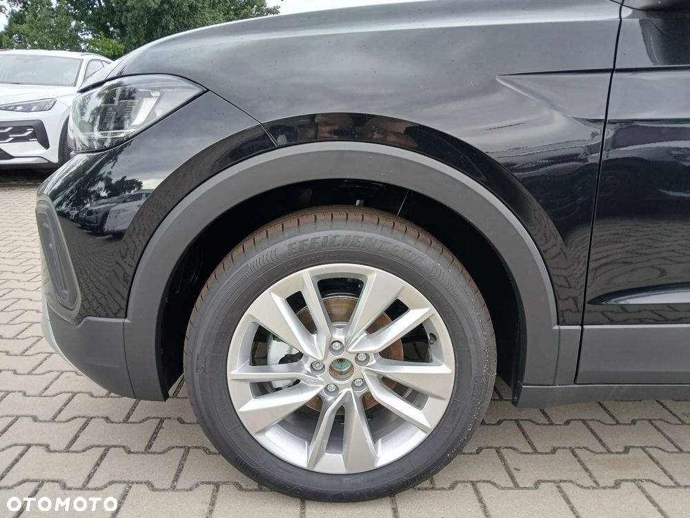 Volkswagen T-Cross - 13