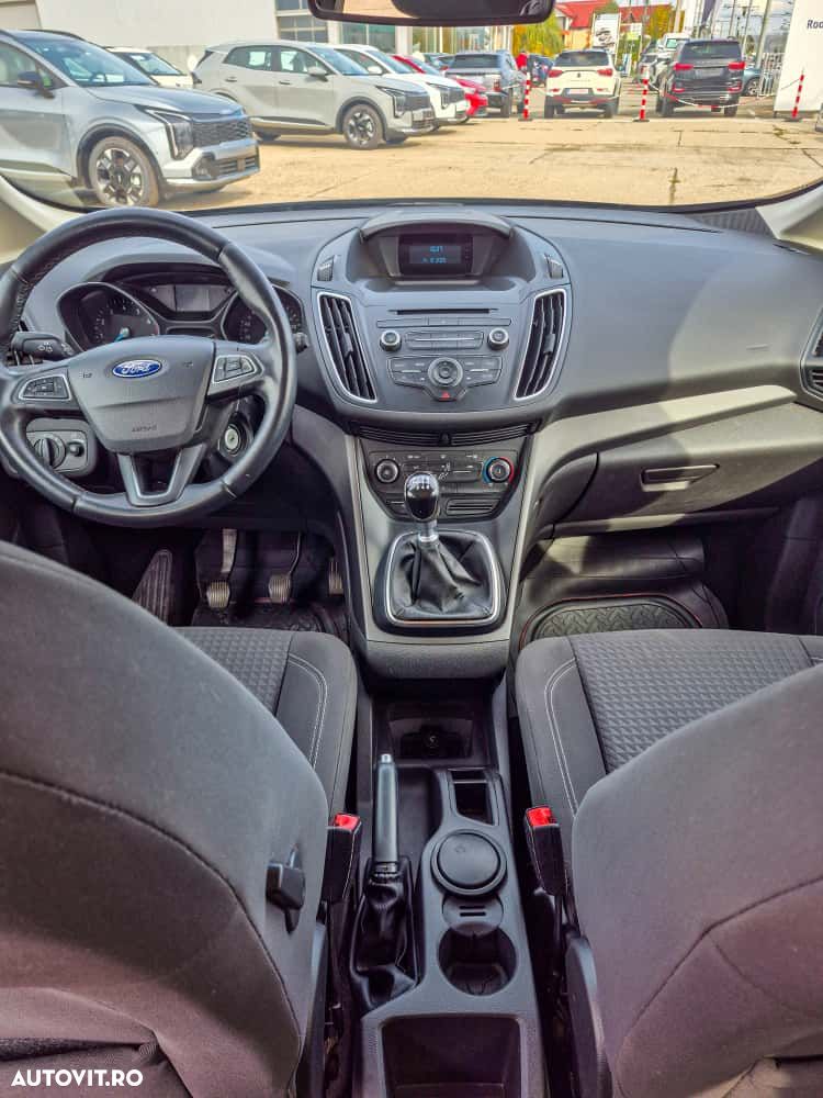 Ford C-Max - 13