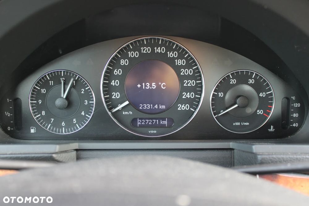 Mercedes-Benz Klasa E - 13