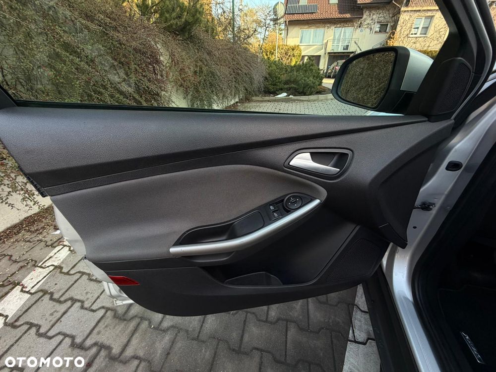 Ford Focus 1.0 EcoBoost STart-Stopp-System TREND - 10