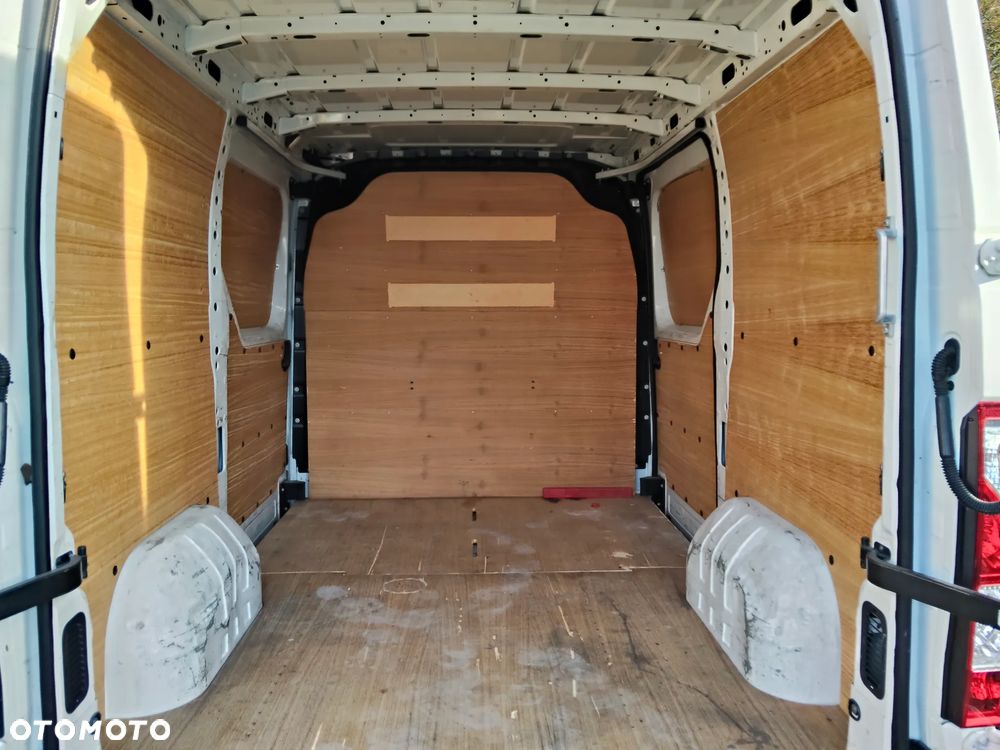 Opel Movano - 10