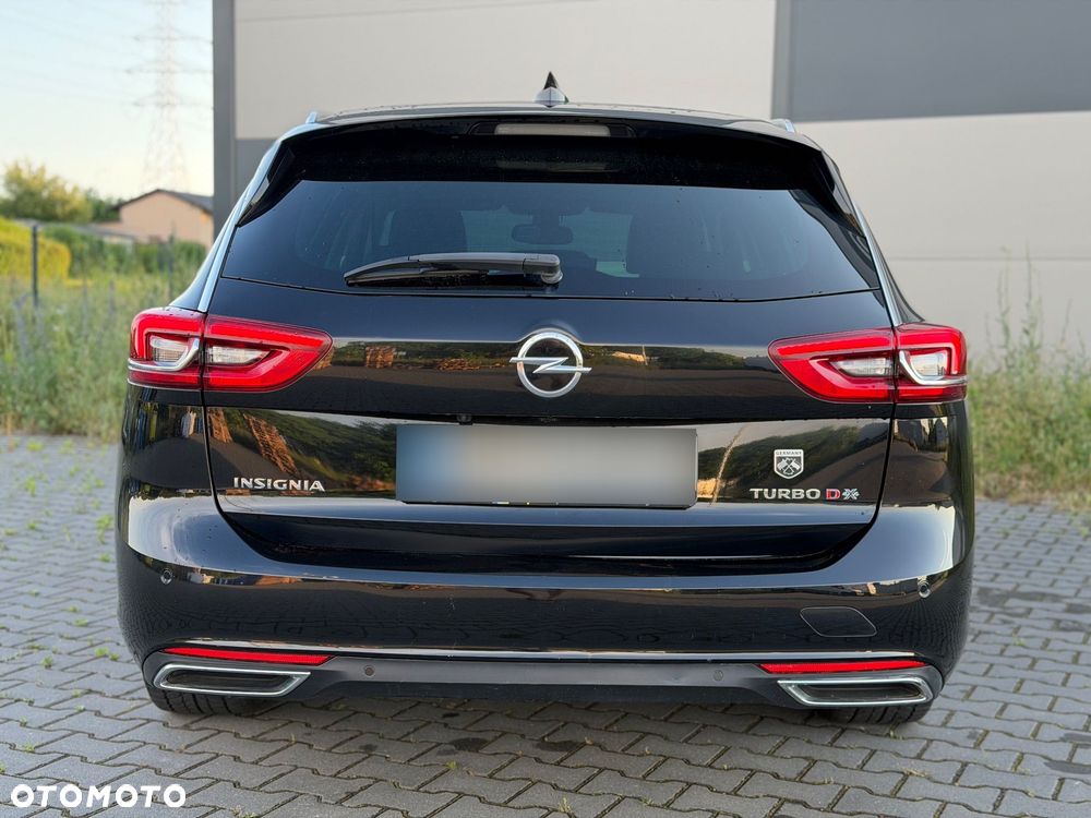 Opel Insignia 2.0 BiTrb D 4x4 Automatik Exclusive - 11