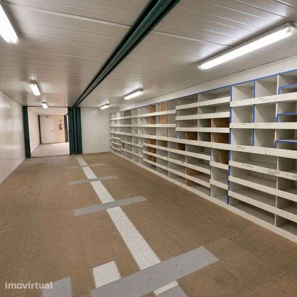 Armazém industrial 1500m2 - Grande imagem: 4/12