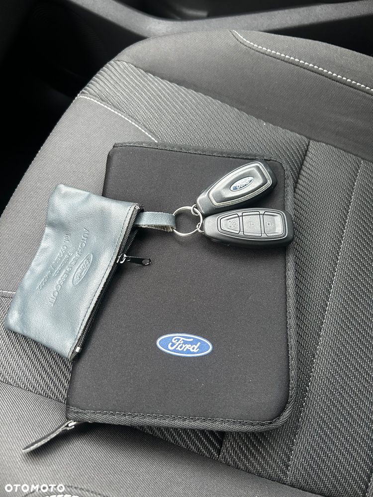 Ford Kuga 1.6 EcoBoost 2x4 Individual - 20