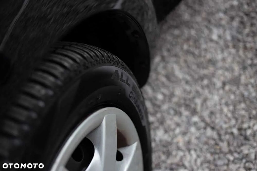 Toyota Auris 1.8 Travel - 30