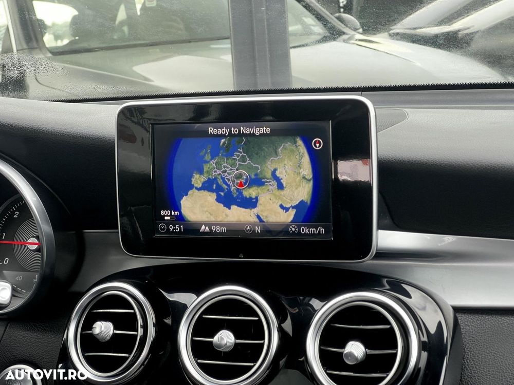 Mercedes-Benz GLC - 11